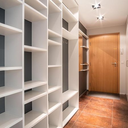 Dream Stay - Stylish Apartment Near Old Town With Free Parking Tallinn Bagian luar foto