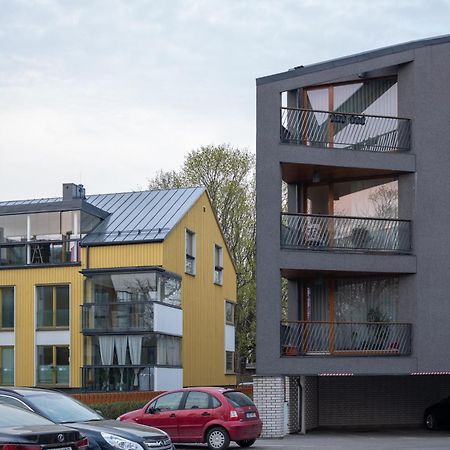Dream Stay - Stylish Apartment Near Old Town With Free Parking Tallinn Bagian luar foto