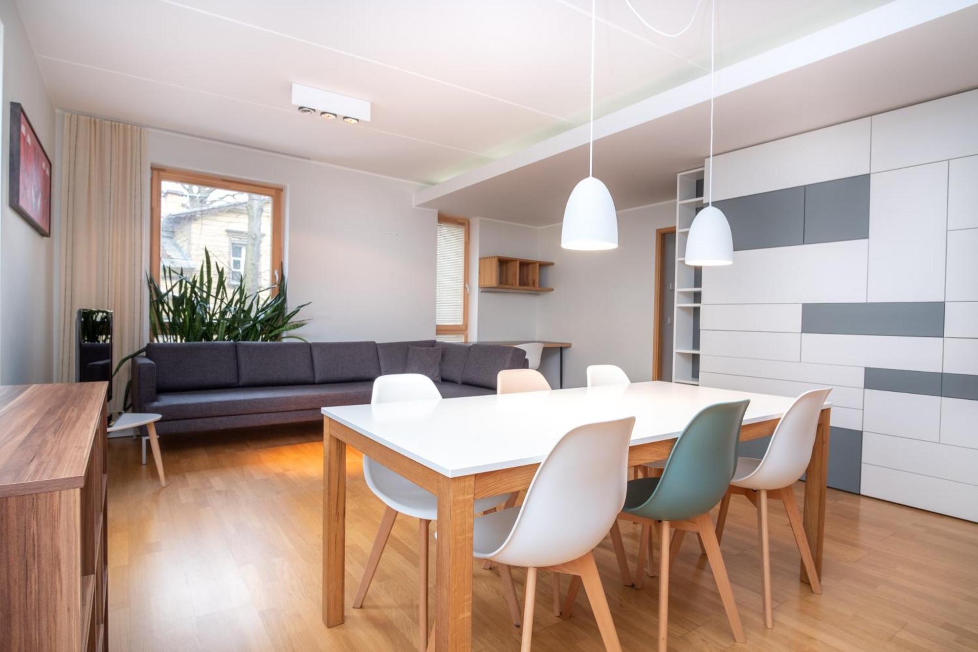 Dream Stay - Stylish Apartment Near Old Town With Free Parking Tallinn Bagian luar foto