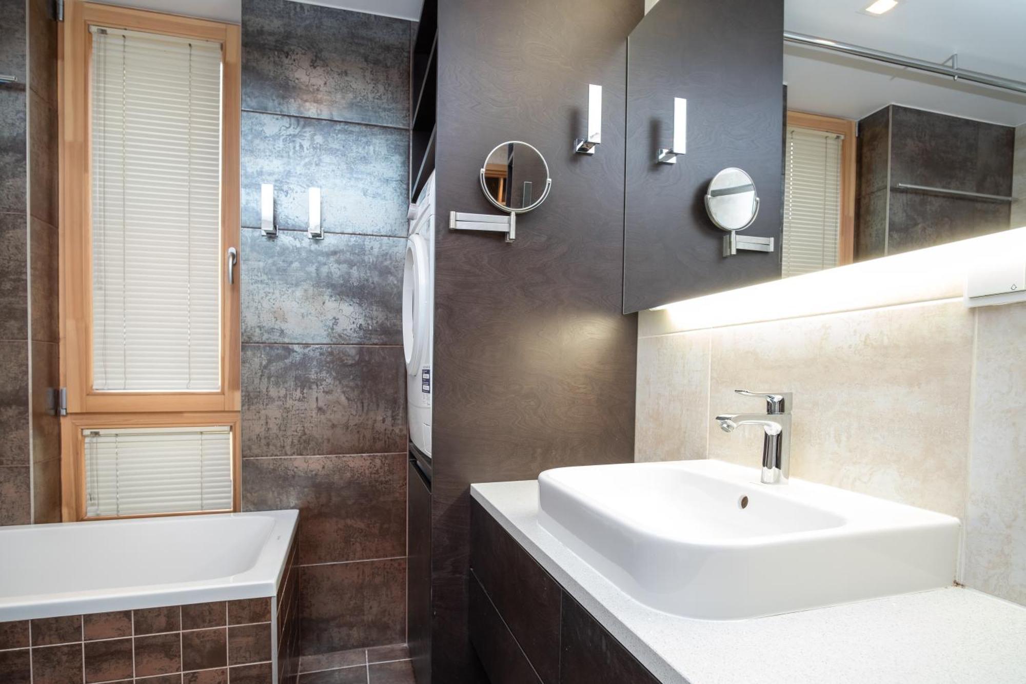Dream Stay - Stylish Apartment Near Old Town With Free Parking Tallinn Bagian luar foto