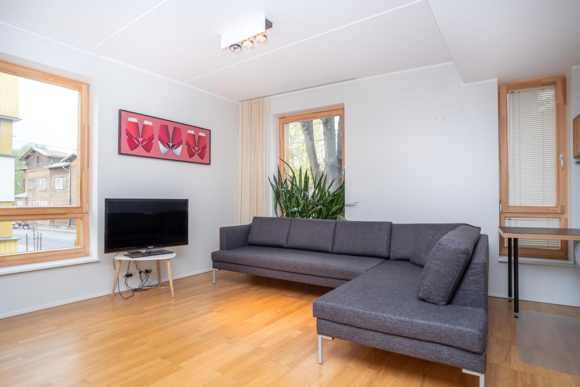 Dream Stay - Stylish Apartment Near Old Town With Free Parking Tallinn Bagian luar foto